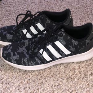 ADIDAS RUNNING SHOES